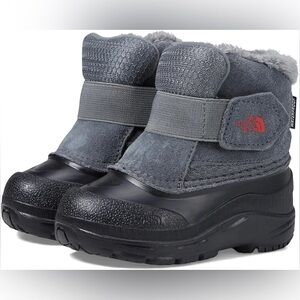 The North Face Toddler Alpenglow II winter boots in a zinc gray & black size 9